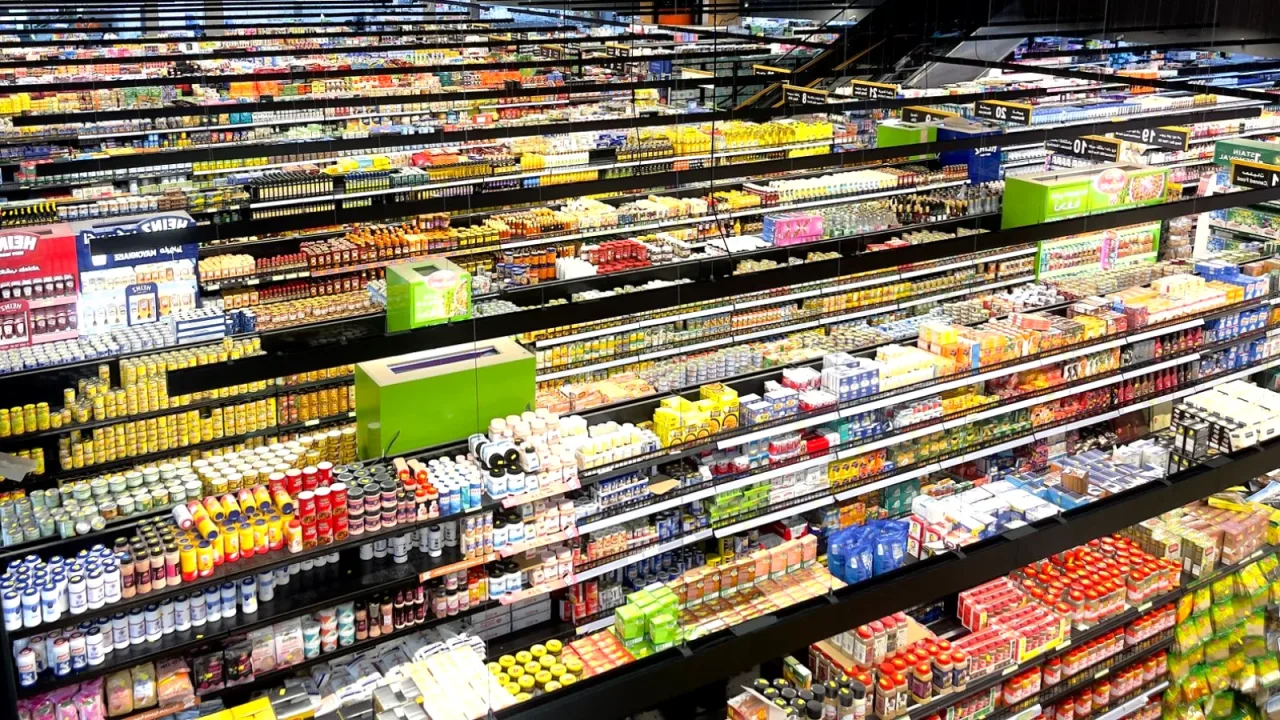 Market reyonunda elektronik aksesuarlar